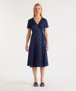 Brendahall.shop14ac12a3e0 1