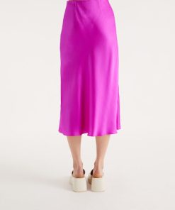 Brendahall.shop3686c4004a 4