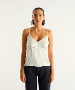 Brendahall.shop56395813a7 1