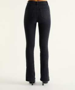 Brendahall.shop6a2b901a0b 2