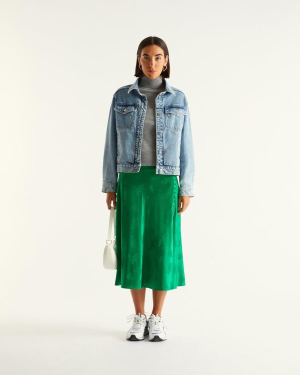 Brendahall.shop950bdeb9ef 1