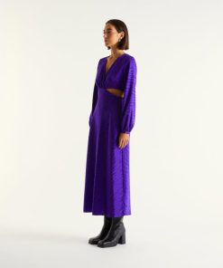 Brendahall.shopa02c1634d3 3