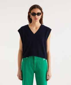 Brendahall.shopa68c193442 1