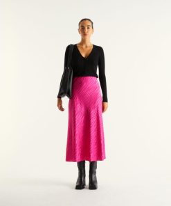 Brendahall.shope02c441b6c 1