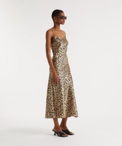 Brendahall.shopeb8eec11d7 3